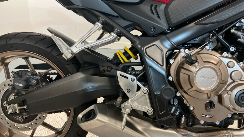 Honda CB650RA (22MY)